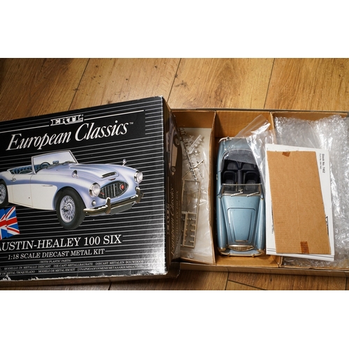 280 - Two boxes of mostly Burago boxed diecast model vehicles, comprising nine Burago 1:18, 1:24 and 1:25 ... 