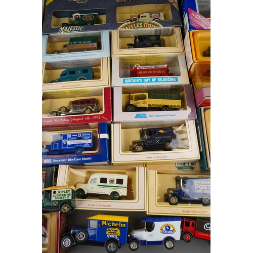 281 - A box of mostly boxed Corgi Lledo and other diecast vehicles, including 80103 limited edition Fowler... 