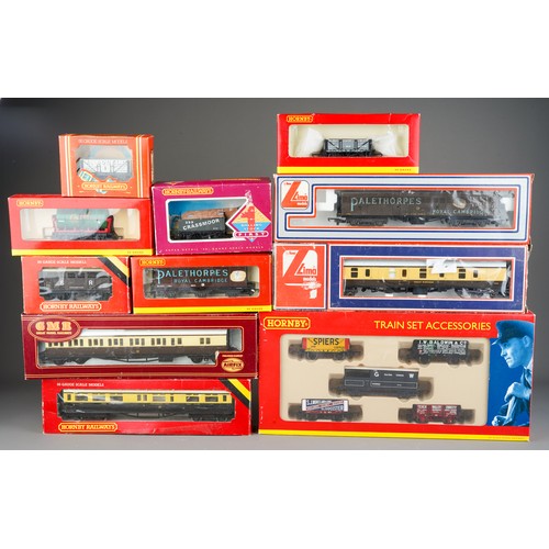 354 - Collection of assorted OO Gauge carriages by Hornby, Airfix and Lima