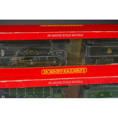 360 - Hornby 00 Gauge Locomotives x 3 to include R.053 LNER Class B17 Loco 'Manchester United', R.859 LNER... 