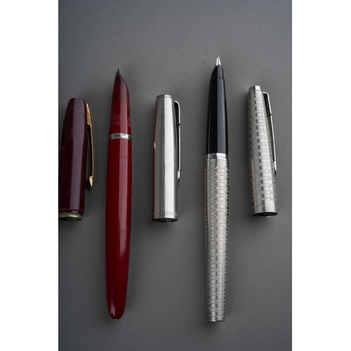 442 - A collection of pens to include three various Parker fountain pens, one boxed; a Sheaffer`s fountain... 