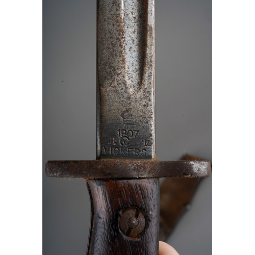 456 - An early 20th century Vickers bayonet, the steel blade with crown stamp GR over1907, various other m... 