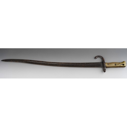 478 - A French Chasspot bayonet and another bayonet, brass handle example has blade length of 57cm, the wo... 