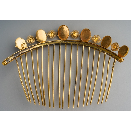 650 - Georgian era Grand Tour micro mosaic hair ornament comb set in gilt metal and high carat gold, 6 mic... 