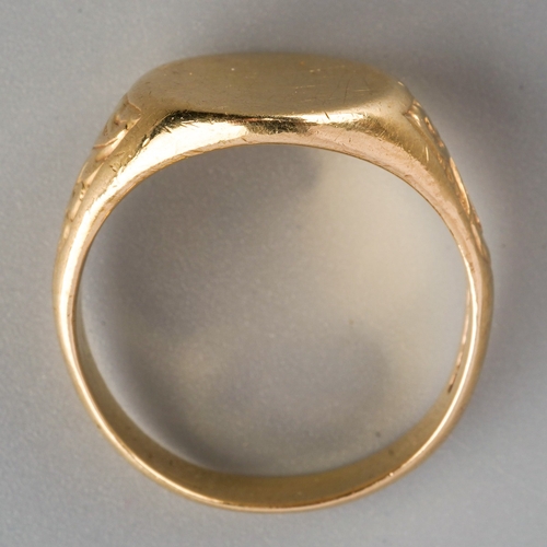 662 - 9k gold signet ring, gross weight approx 8g, UK size T