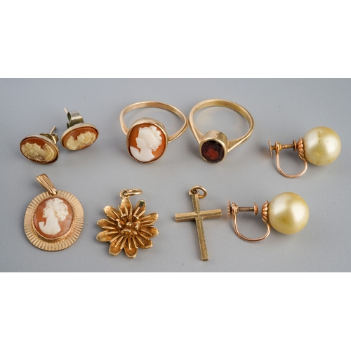 684 - Collection of jewellery to include 9 ct gold and cameo set ring, pendant and earings, 9 ct gold ring... 