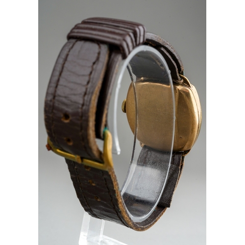 781 - Men's 9ct gold Vertex wrist watch on a leather strap, gross weight 30.7g