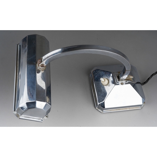 897 - A small Art Deco chrome banker's desk lamp, with adjustable shade and angle adjuster at base, cream ... 