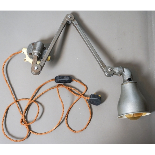 487 - Wall/desk mounted industrial articulated lamp