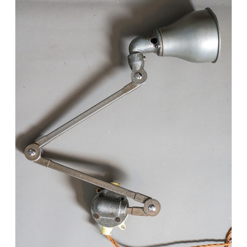 487 - Wall/desk mounted industrial articulated lamp