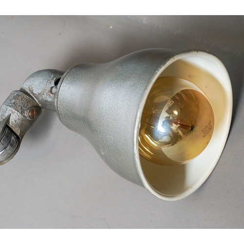 487 - Wall/desk mounted industrial articulated lamp