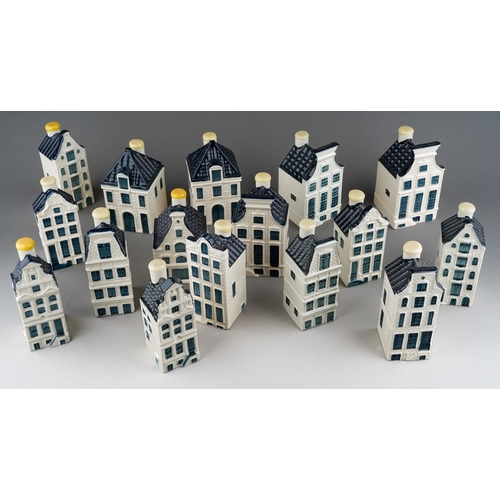 501 - A collection of KLM Blue Delft's houses, Bols Amsterdam 1575 to include the numbers 61(x2), 62(x2), ... 