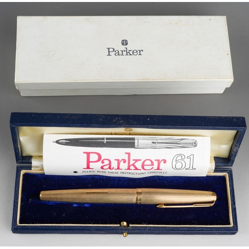 777 - Boxed Parker 61 9 ct gold pen, engine turned decoration