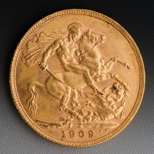 788 - 1909 gold full sovereign