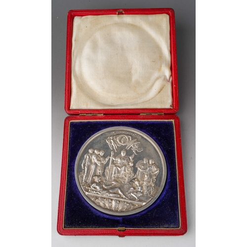 857 - Official silver medal commemorating the Golden Jubilee of Queen Victoria in 1887, designed by the me... 