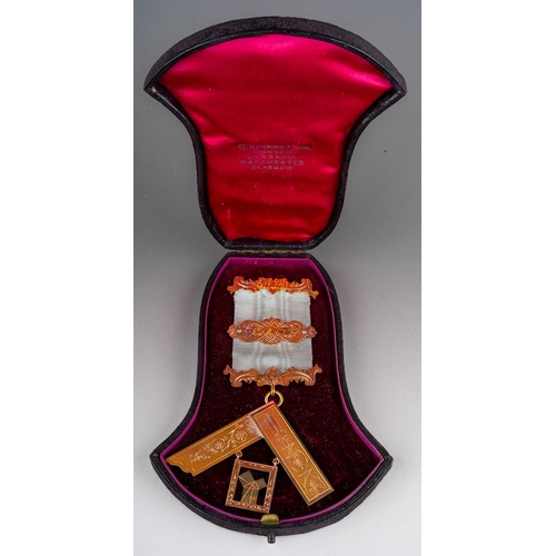 862 - A late Victorian 18 carat gold Masonic medal Worsley Lodge No 1814, presented to Brother John Lee P.... 