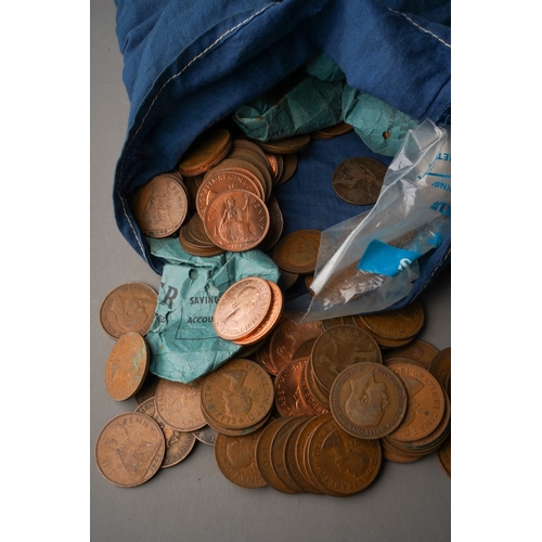 878 - Great Britain coins, two bags of mostly 20th century pre-decimal copper pennies, mixed condition, an... 