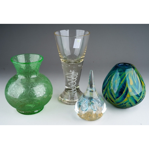 901 - 20th Century glass to include: Georgian style large goblet with opaque twist stem (chip to rim), a 2... 