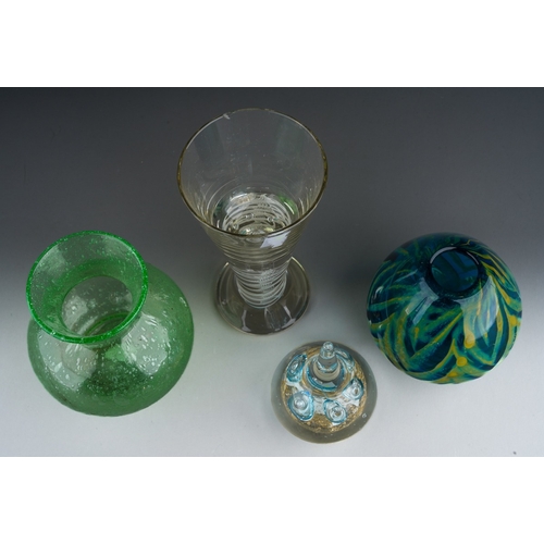 901 - 20th Century glass to include: Georgian style large goblet with opaque twist stem (chip to rim), a 2... 