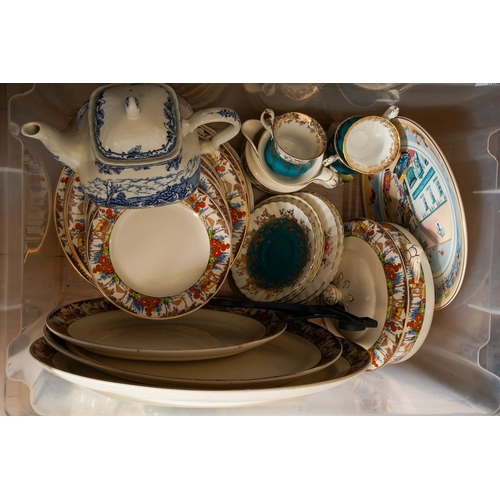 1074 - Assorted ceramics to include: part 1930s dinner service decorated with County Cottage (a/f); Royal A... 