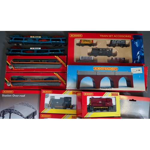 1103 - A collection of boxed Hornby (China) and Hornby Railroad to include: R3065 BR Class 06 Diesel 06008 ... 