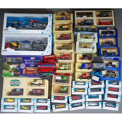 1105 - Assorted boxed die cast model cars including Classic vans, Days Gone, North Yorkshire Moors Railway ... 