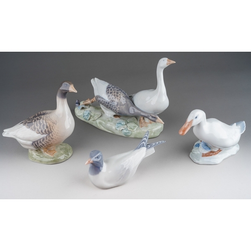 10 - Four Royal Copenhagen figures / group of duck, gull and geese, comprising models 609, 1088 and 1192 ... 