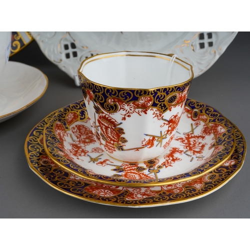 15 - A small quantity of Royal Crown Derby and other ceramics to include Royal Crown Derby 2649 pattern t... 