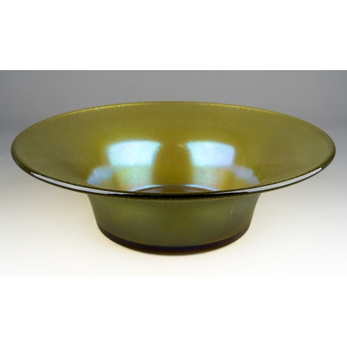 53 - A 1920s WMF Karl Wiedmann Myra iridescent glass bowl, approx 24.7cm diam