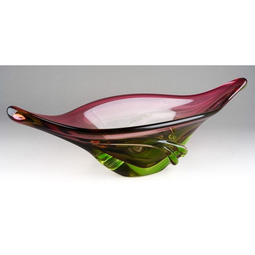 54 - An Art Noveau Pustetto & Zanetti Murano vari coloured glass (green, yellow and pink) elongated centr... 