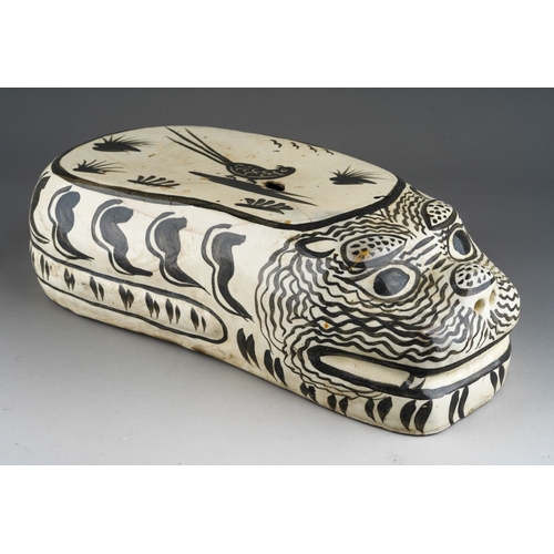 64 - Antique Chinese porcelain opium pillow in the form of a sleeping cat, hole in the top, approx. 31cm ... 