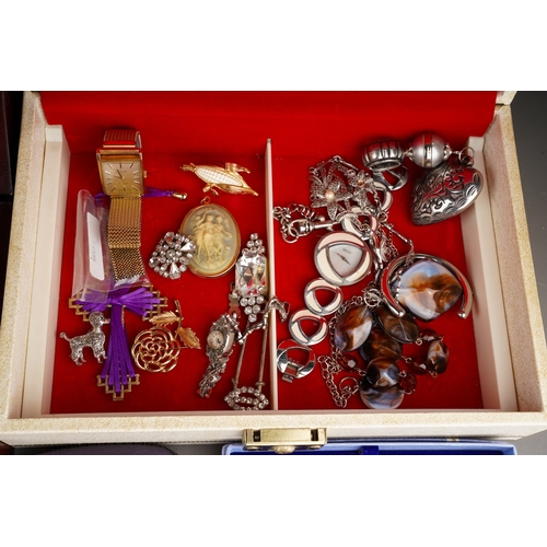 546 - Three jewellery boxes containing costume jewellery, fashion jewellery and a small quantity of silver... 