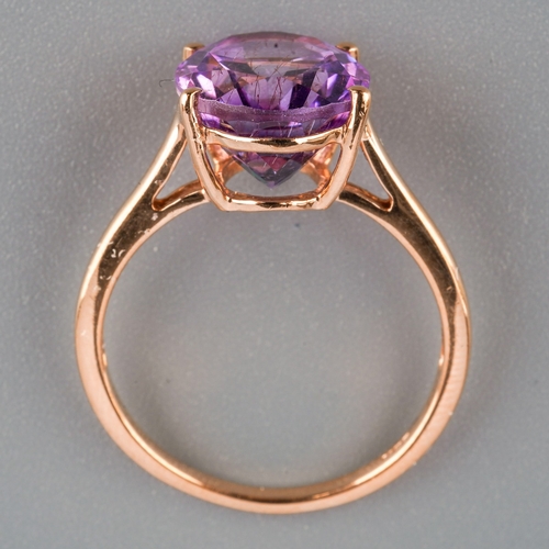 577 - Gemporia 9ct gold amethyst ring, weight 2.8 grams.