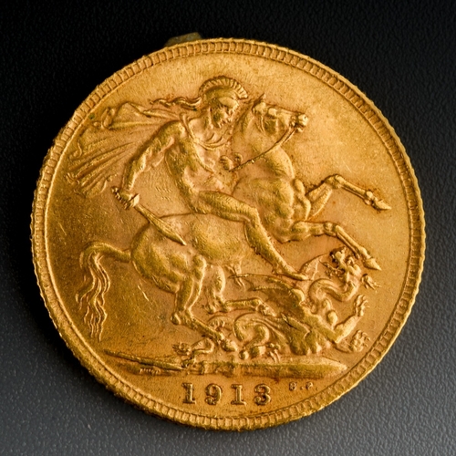 959 - 1913 gold full sovereign