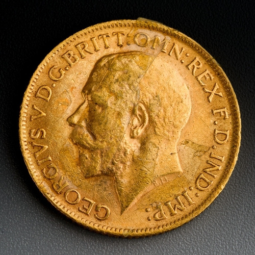 959 - 1913 gold full sovereign