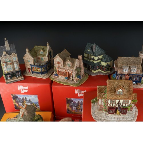 18A - A collection of forty Lilliput Lane Cottages and an unboxed David Winter item, all with deeds and bo... 