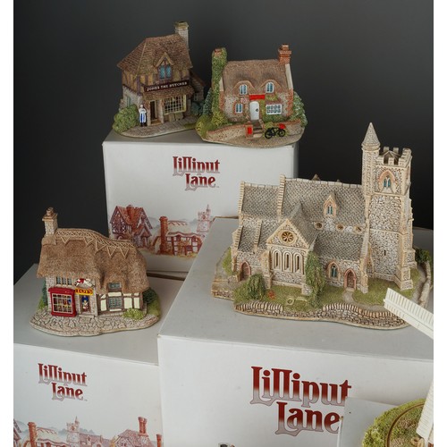 18A - A collection of forty Lilliput Lane Cottages and an unboxed David Winter item, all with deeds and bo... 