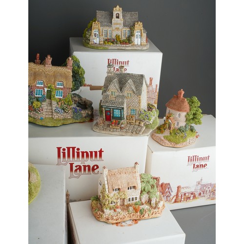 18A - A collection of forty Lilliput Lane Cottages and an unboxed David Winter item, all with deeds and bo... 