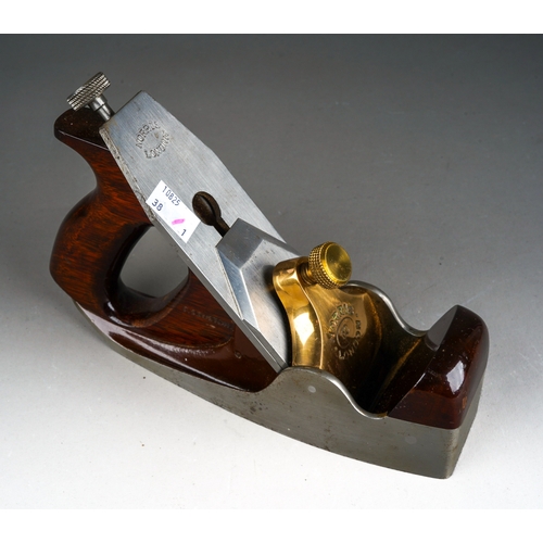A Norris of London No. 50 metal and wood adjustable smooth plane, max width approx. 6.7cm / 2 3/4", length approx. 23cm
