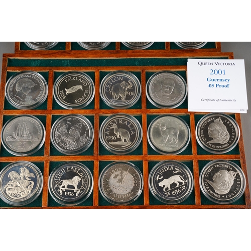 722 - Coins, a collection of twenty-six 20th century commemorative crowns, £5, etc, including fantasy Edwa... 