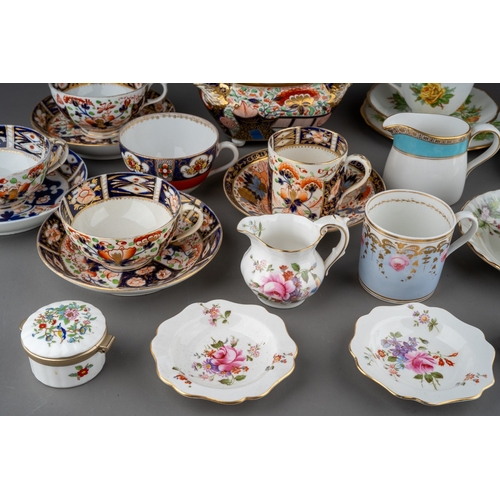 15 - A group of 19th Century DerbyImari to include: a two handled sugar basin and cover, four Imari sauce... 