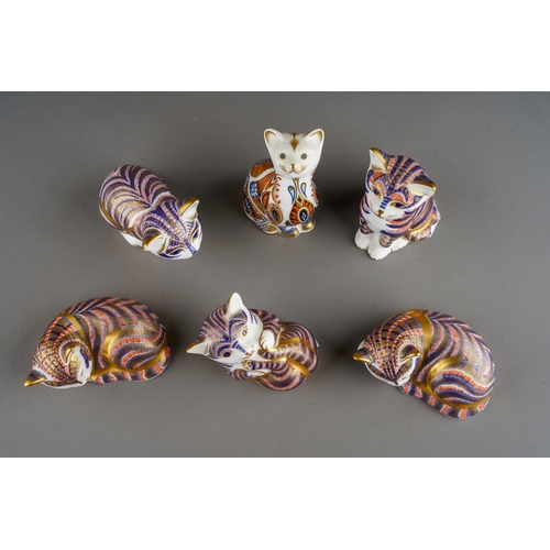 41 - Six Royal Crown Derby imari paperweights in the form of kittens, including Sitting Kitten (second wi... 