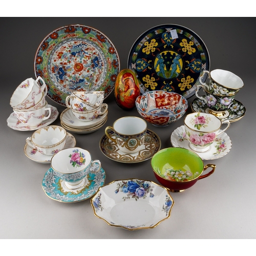 63 - A collection of ceramics to include: a part Dresden tea set (4 cups and saucers); a pair of Royal Al... 