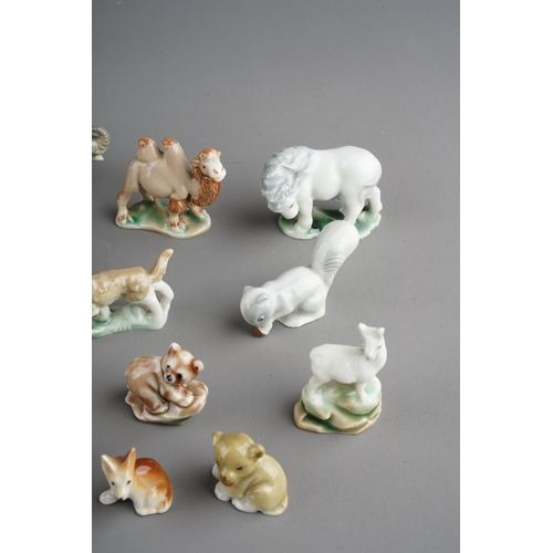 66 - Assorted collection of loose Wade Whimsies to include camels, fox, dogs, cats, pony etc., (1 bag)