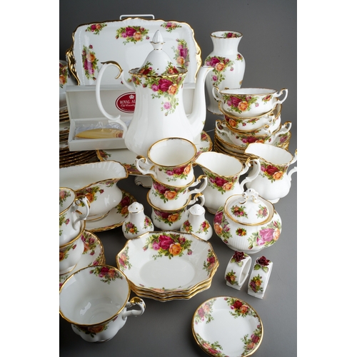 69 - Two boxes of Old Country Roses dinner and tea wares to include cups, saucers, plates, tureen, etc