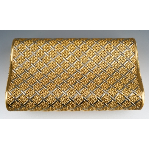 467 - A purse. Designed as a series of white and yellow interwoven lines, with hinged opening, stamped 750... 