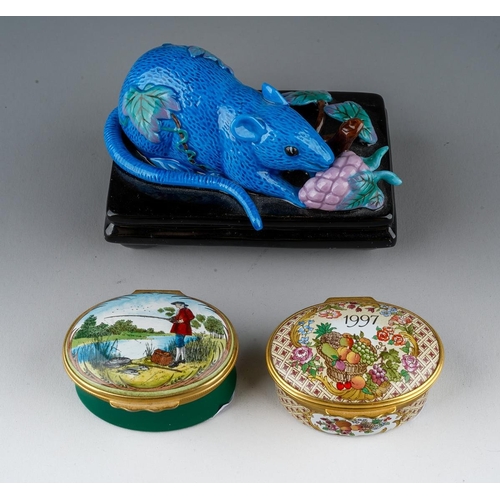 Halcyon Days: a limited edition enamel paperweight 63/250 modelled as a ...
