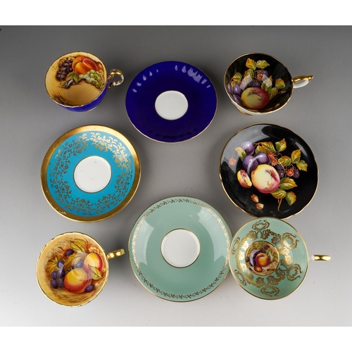 35 - Four Aynsley cups and saucers to include: pattern no 2832, gilt scrolls on turquoise ground with Aut... 