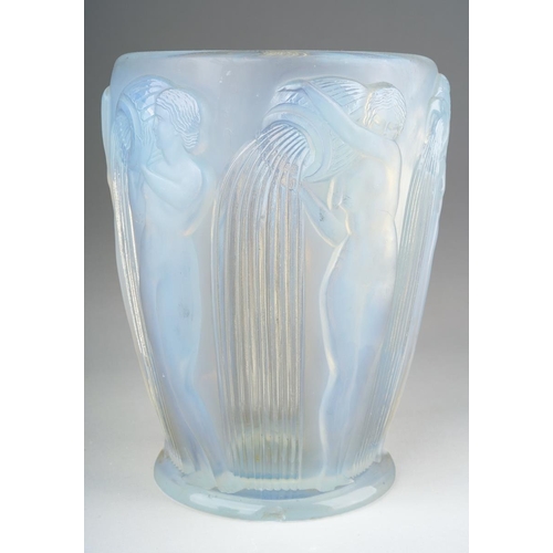 586 - A Lalique 