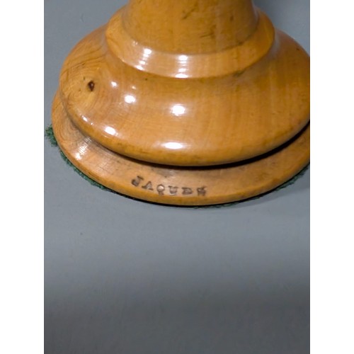 750 - Antique boxed Jaques Staunton pattern boxwood and ebony chess set. Between 1862-1880 in date. The Ki... 